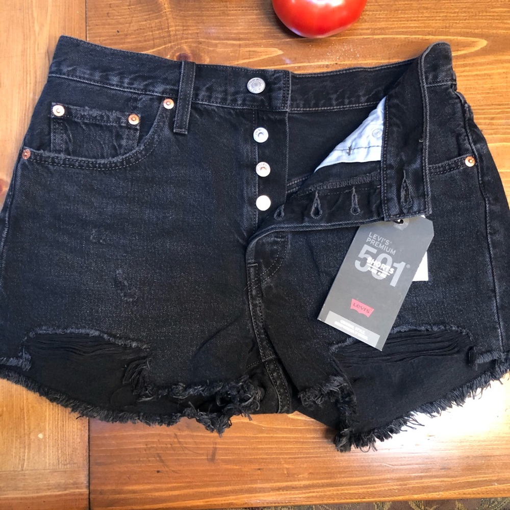 Levi’s 501 Original Cutoff Denim Shorts, Size 28 in Wise Up 🤩 T6 - Picture 2 of 9